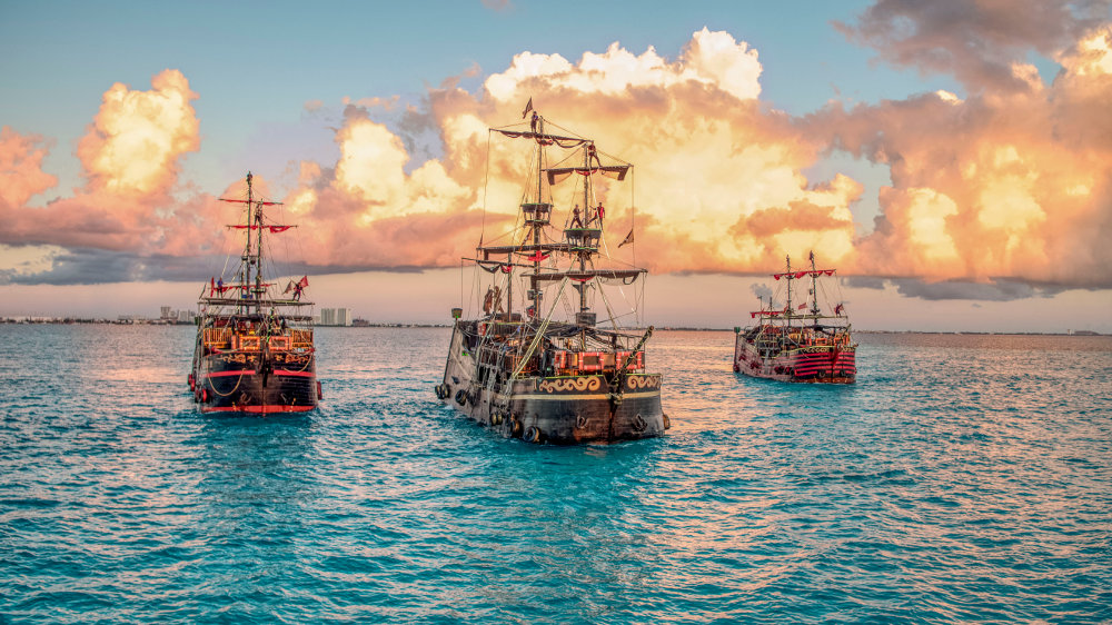 Captain Hook  Pirate Dinner & Show Cancun